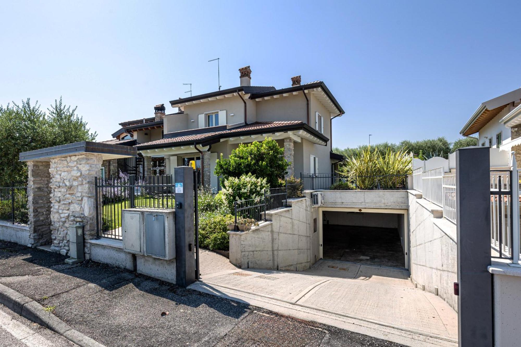Villa Rita Peschiera del Garda Exterior photo